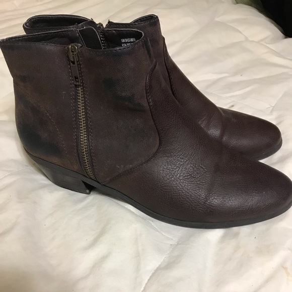 bass ankle boots